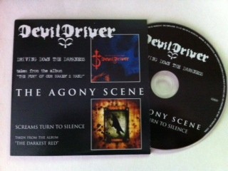 Portada del sencillo Driving Down the Darkness / Screams Turn to Silence de DevilDriver