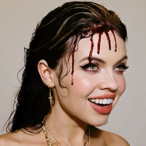 kelsy-karter-and-the-heroines_1st_album