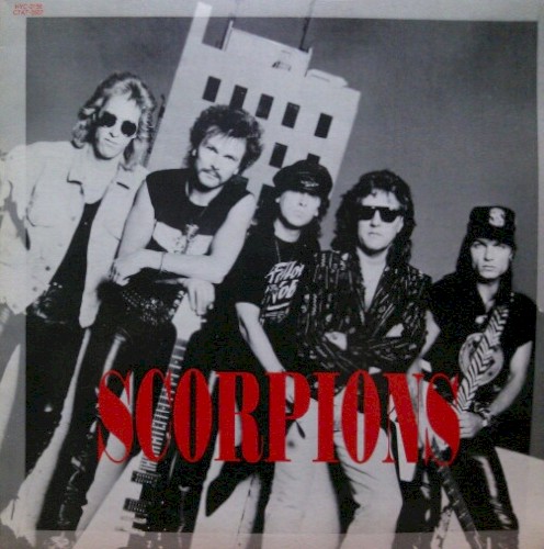 Scorpions 的 Holiday: Still Loving You 专辑封面