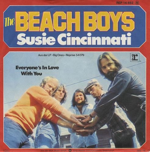 The Beach Boys 的 Everyone's in Love with You 單曲 封面