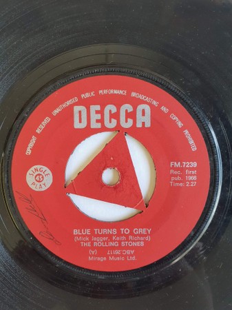 Portada del sencillo Blue Turns to Grey / The Singer Not the Song de The Rolling Stones