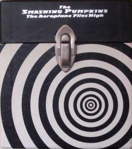 The Smashing Pumpkins 的 The Aeroplane Flies High 专辑封面