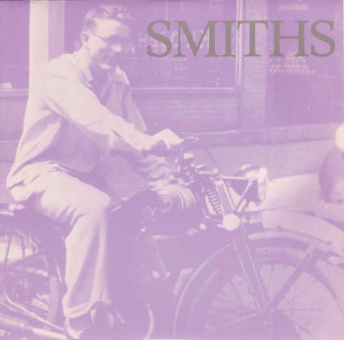Cover-Artwork für die Single Bigmouth Strikes Again von The Smiths