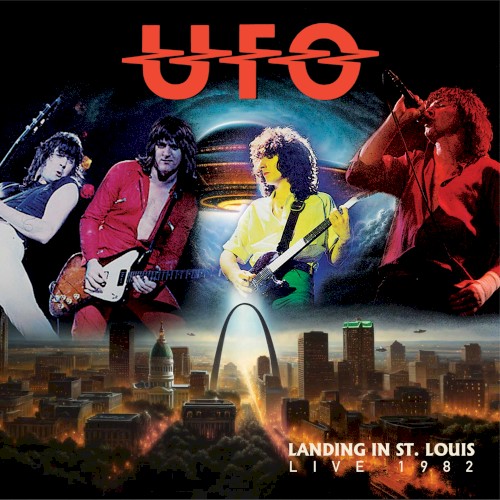 Portada del álbum Landing In St. Louis Live 1982 de UFO