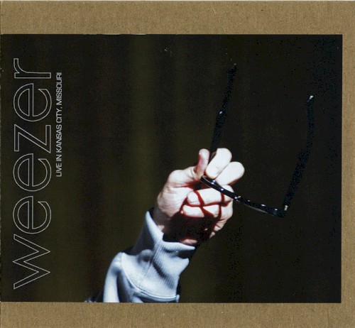 Live in Kansas City, Missouri by Weezer album cover art