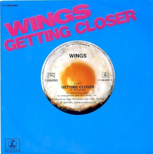 Getting Closer / Spin It On by Wings single cover art