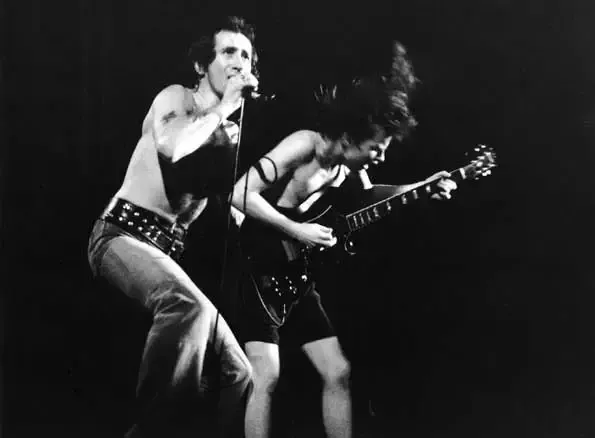 The golden era of sweaty pub rock photography (pre-1980) - 4