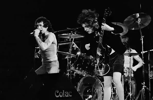 The golden era of sweaty pub rock photography (pre-1980) - 3
