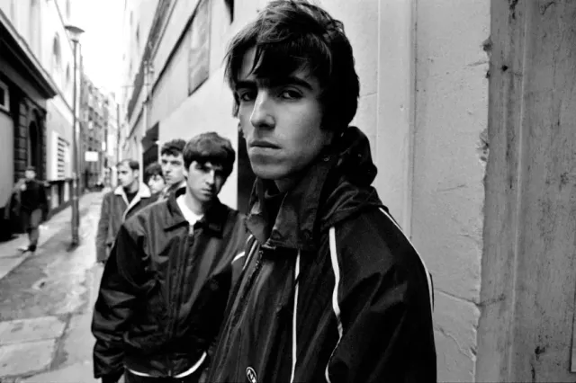 The Kevin Cummins '93 era: Did any band ever look cooler before they were famous? - 1