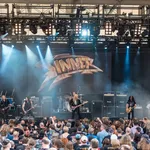 sinner-de band photo